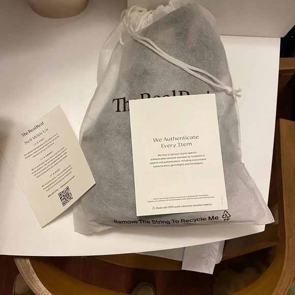 Miu Miu heels! Authenticated - Picture 2 of 5